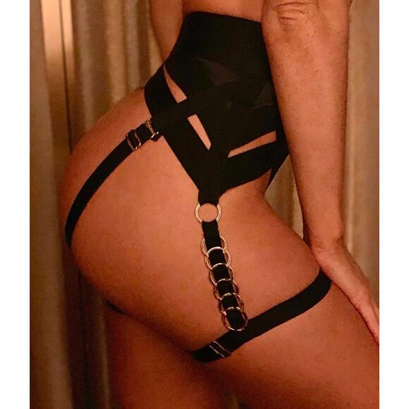 Honey Birdette RILEY🖤 Black & Gold Ring Backless Cheeky Suspender Brief XS - Picture 1 of 6